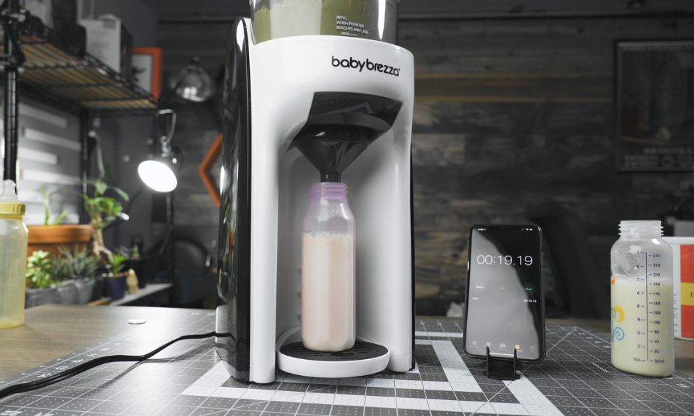Baby Brezza: Formula Pro Advanced Formula Key Feature  With Pros and Cons